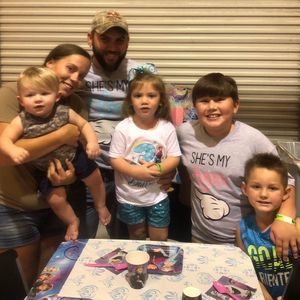 Meet your Posher, Josh an